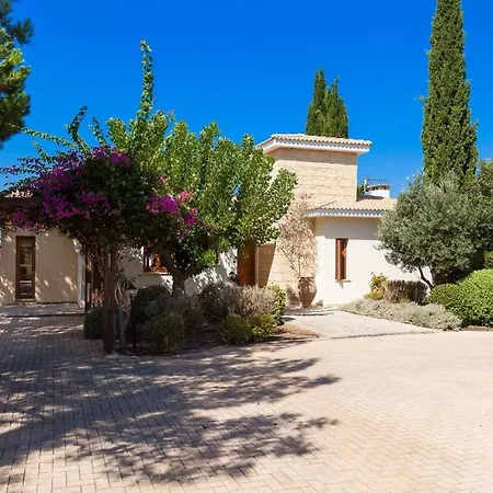 Aphrodite Hills Superior Villas Superior 0242 Air Conditioning 3 Bedrooms Villa Paphos